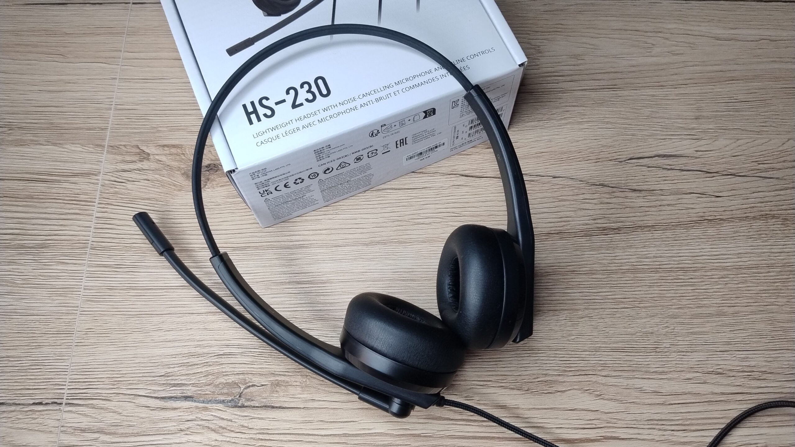 CREATIVE HS-230