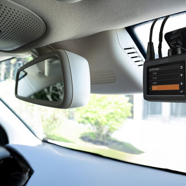 Lifestyle image MiVue 803WPro 802WPro 903WPro PL