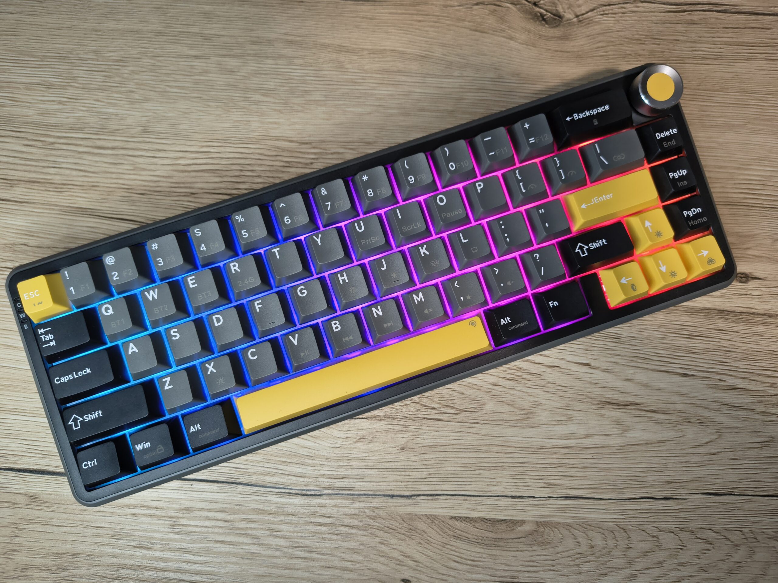 Podświetlenie Marvo TITAN 65