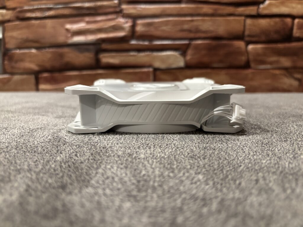 Tcomas LE200 240 i 360, nowy gracz zamiesza na rynku? 104 IMG 2869