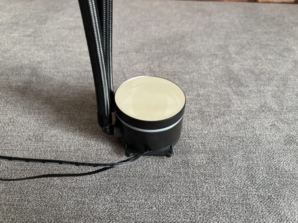 Recenzja COUGAR Poseidon Elite ARGB 360 40 IMG 3009