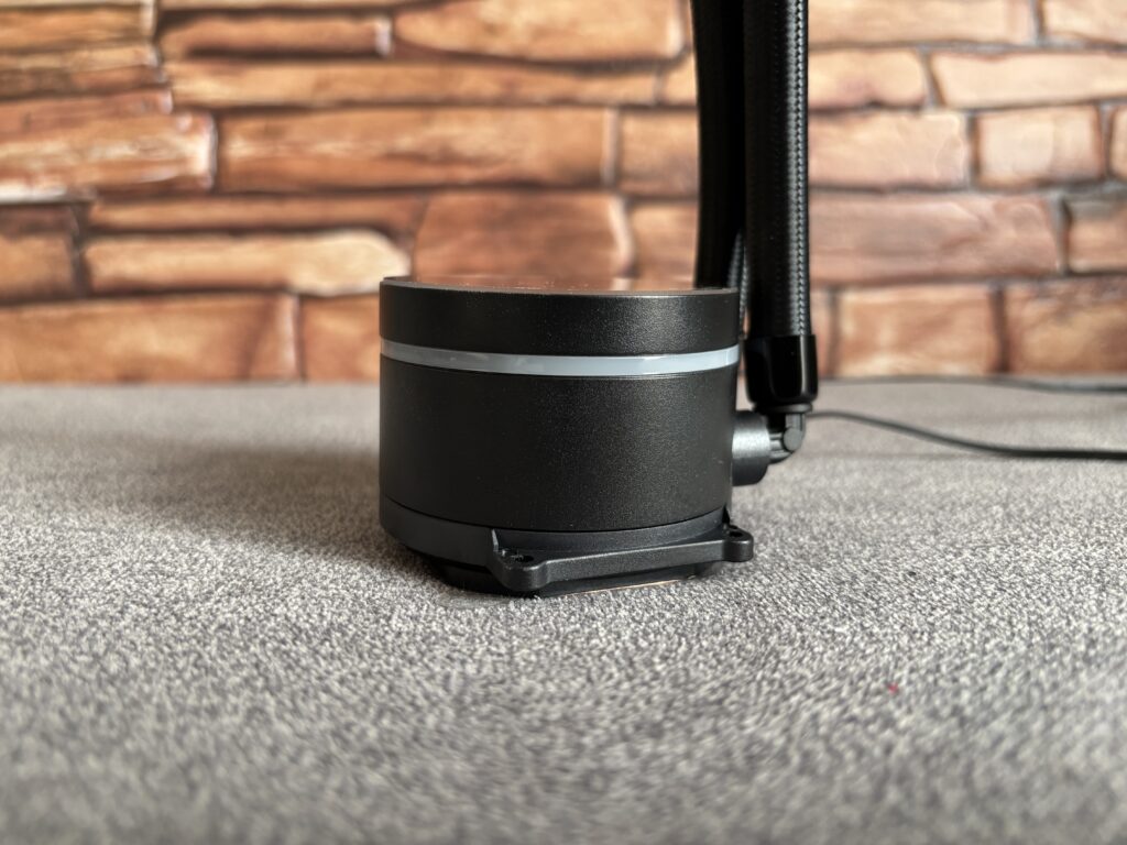 Recenzja COUGAR Poseidon Elite ARGB 360 42 IMG 3011