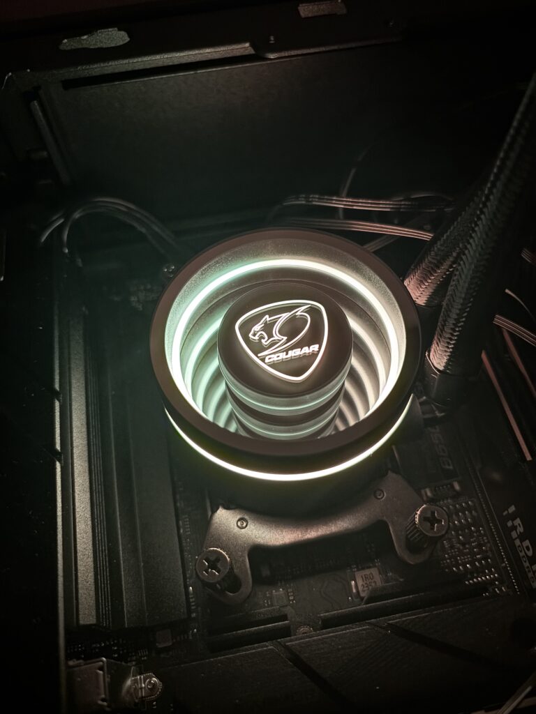 Recenzja COUGAR Poseidon Elite ARGB 360 80 IMG 3034