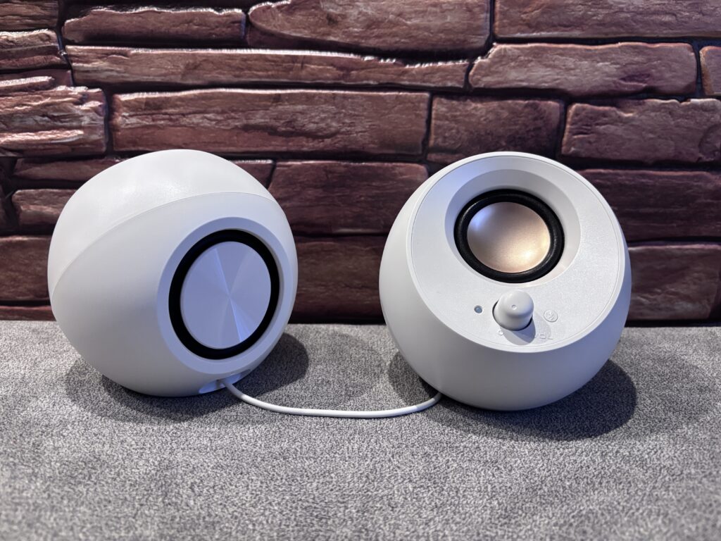 Creative Pebble SE i Creative Pebble V3 62 IMG 3350