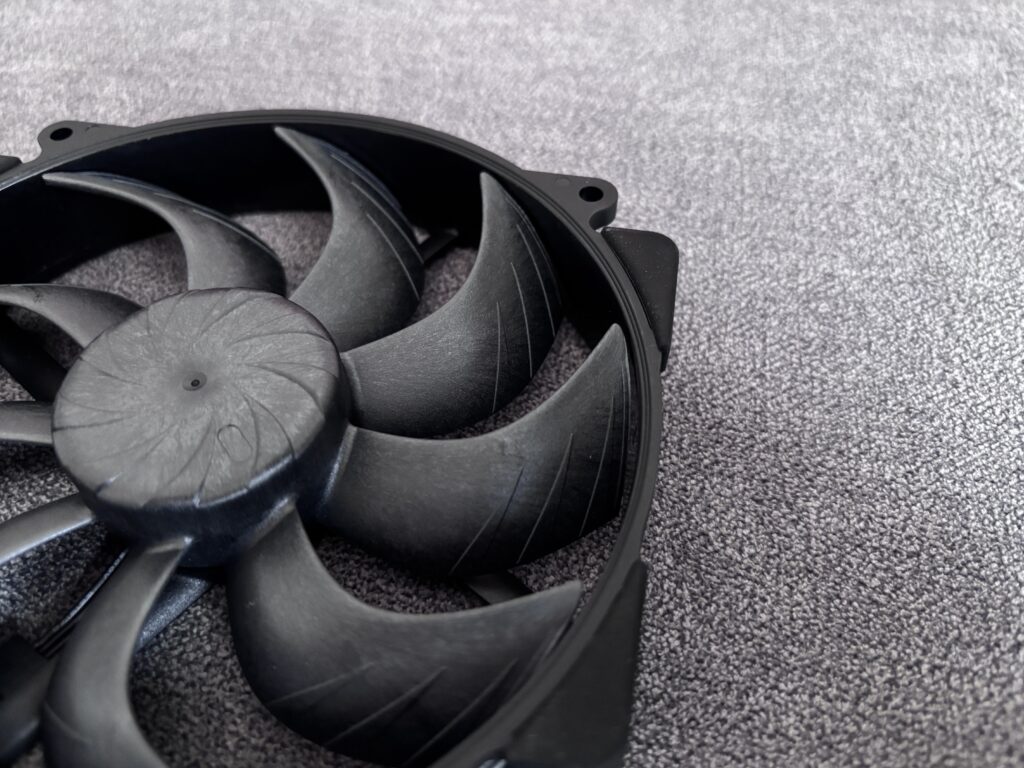 Recenzja Noctua NF-A14x25 G2 oraz NF-A14x25r G2 chromax.black 66 IMG 3546