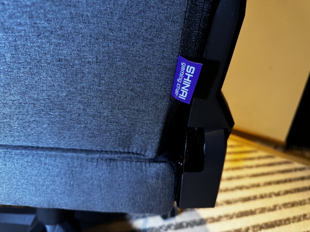 Test fotela gamingowego FURY SHINAI S8 – budżetowy kompromis czy godna alternatywa? 50 IMG 4189