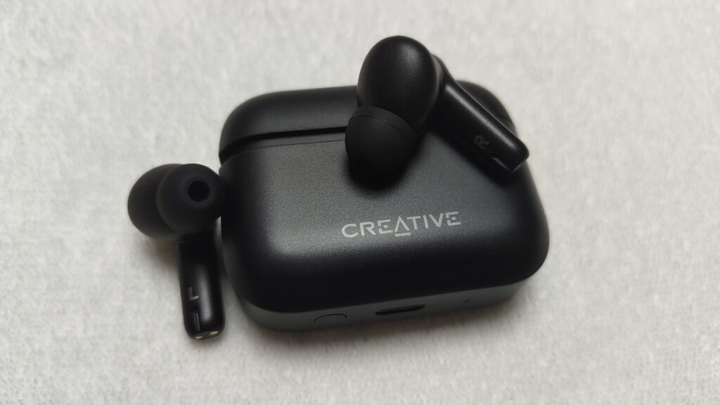 Creative Zen Air 2 – stylowe czarne słuchawki 38 Creative Zen Air 2