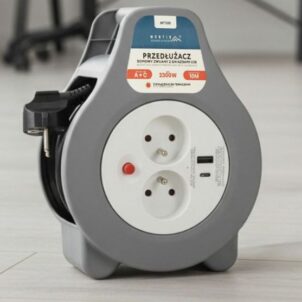 Marka Montis wprowadziła przedłużacz domowy z USB do ładowania sprzętów mobilnych 47 Przedłużacz domowy marki Montis z USB w domu