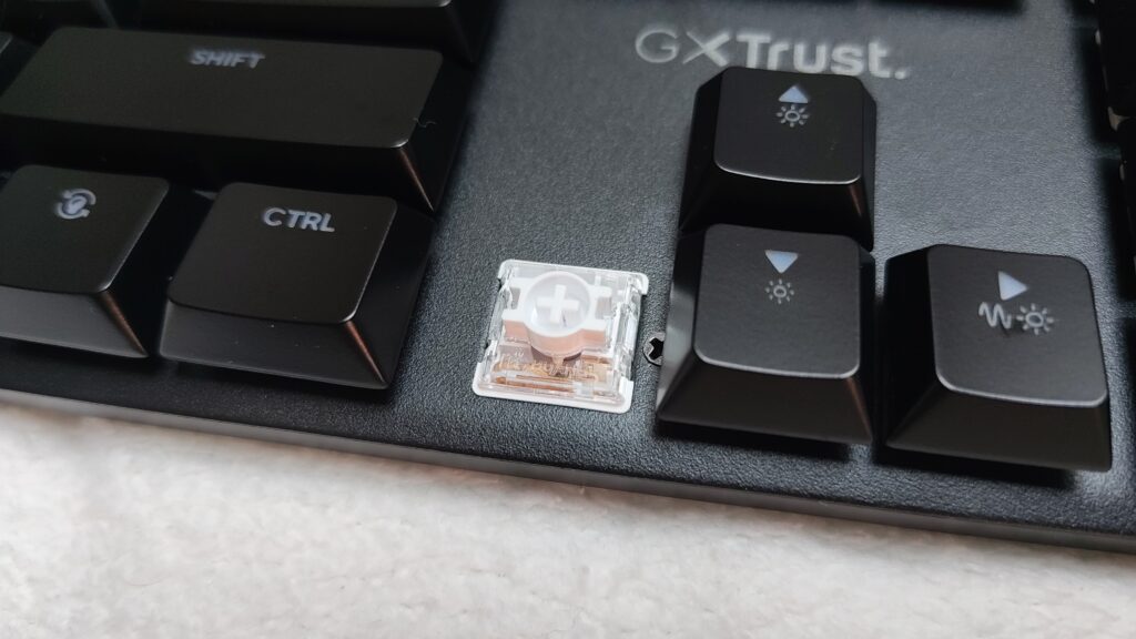 Trust GXT 866 Torix – wiele rzeczy poszło nie tak 40 Trust GXT 866 Torix