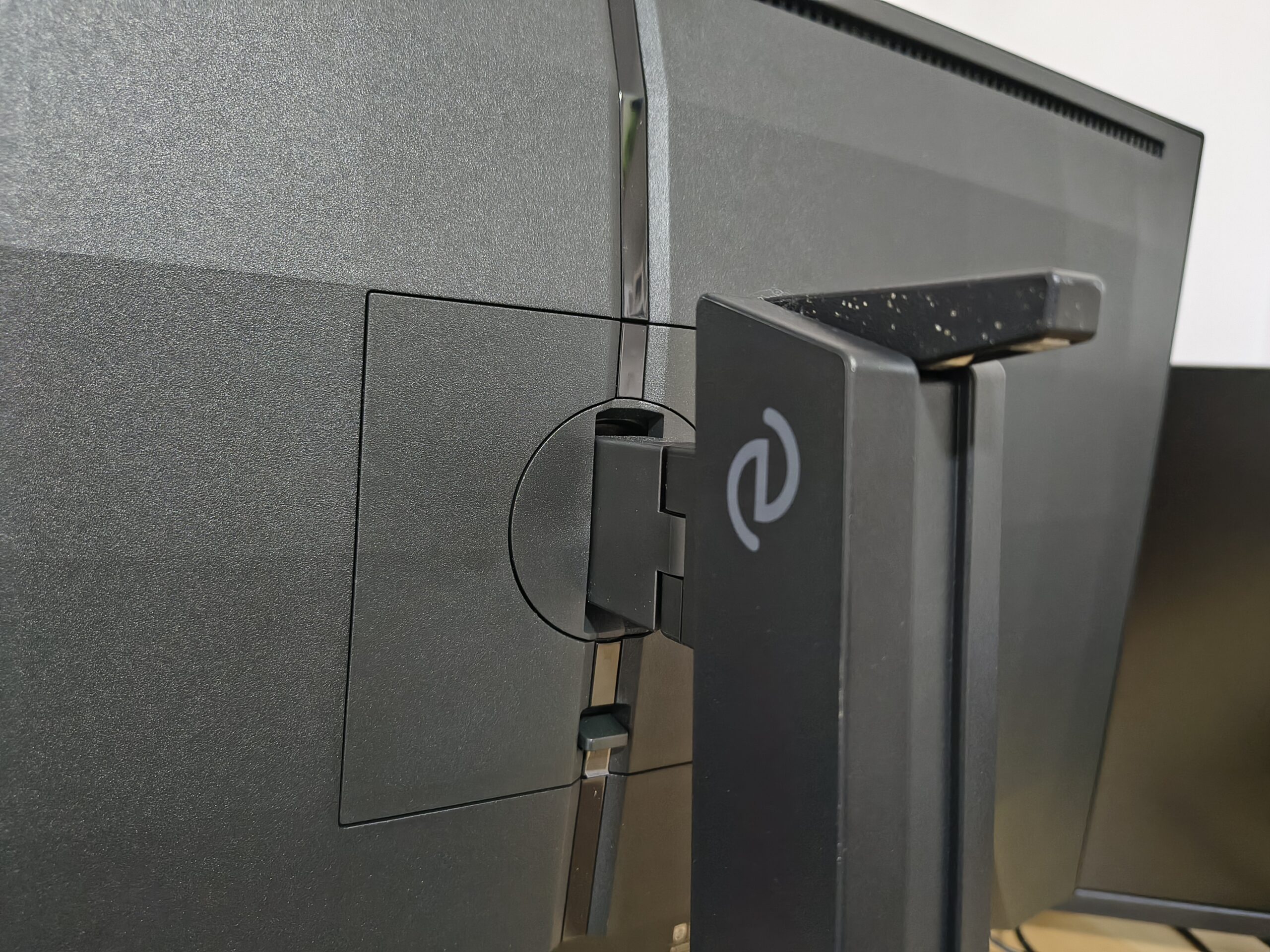 Recenzja Philips Evnia 27M2N3800A/00. 1100 zł za monitor do gier z trybem podwójnej rozdzielczości? 29 Philips Evnia 27M2N3800A