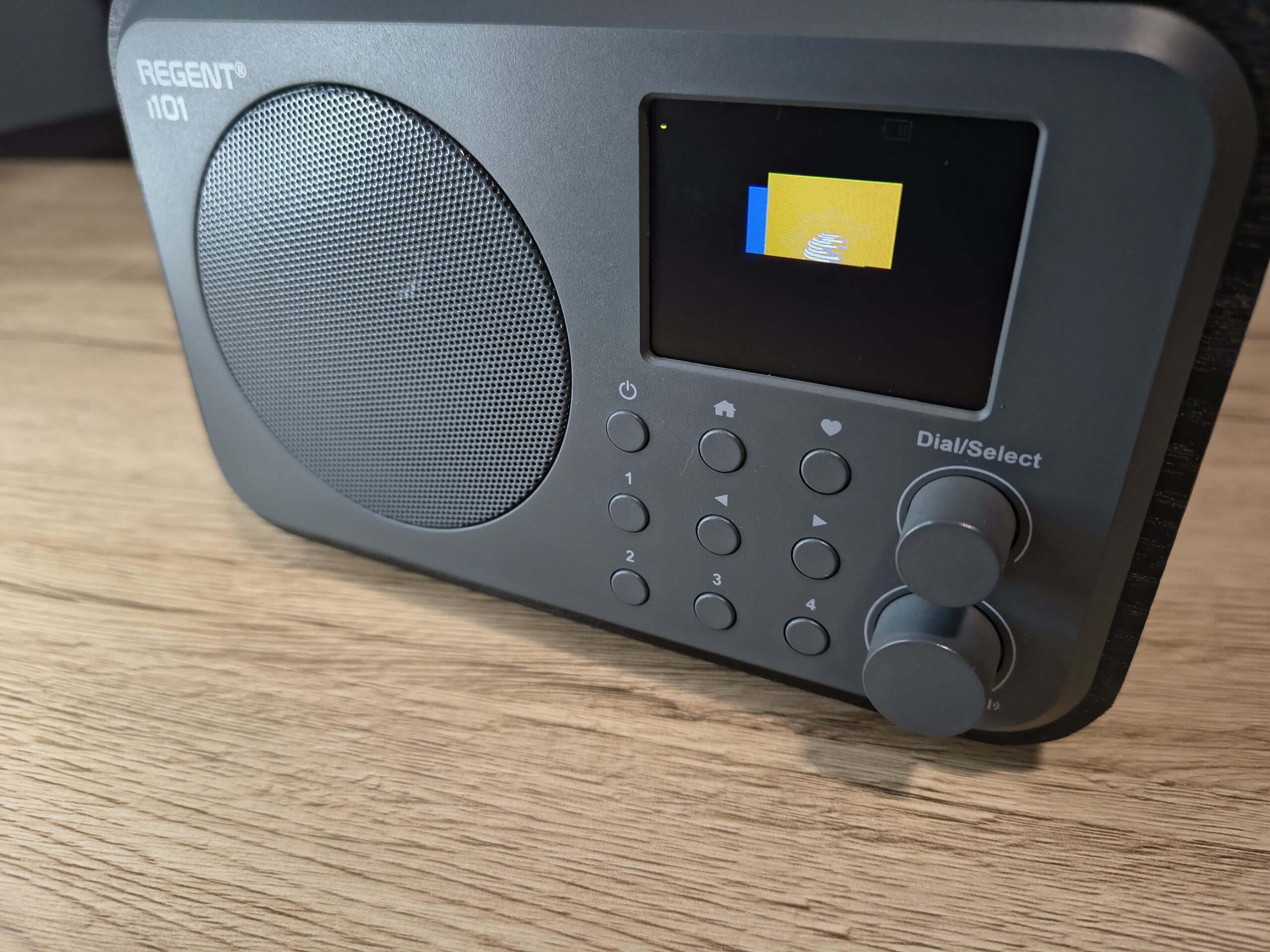 Hybrydowe radio internetowe Ferguson Regent i101 48 Ferguson Regent i101