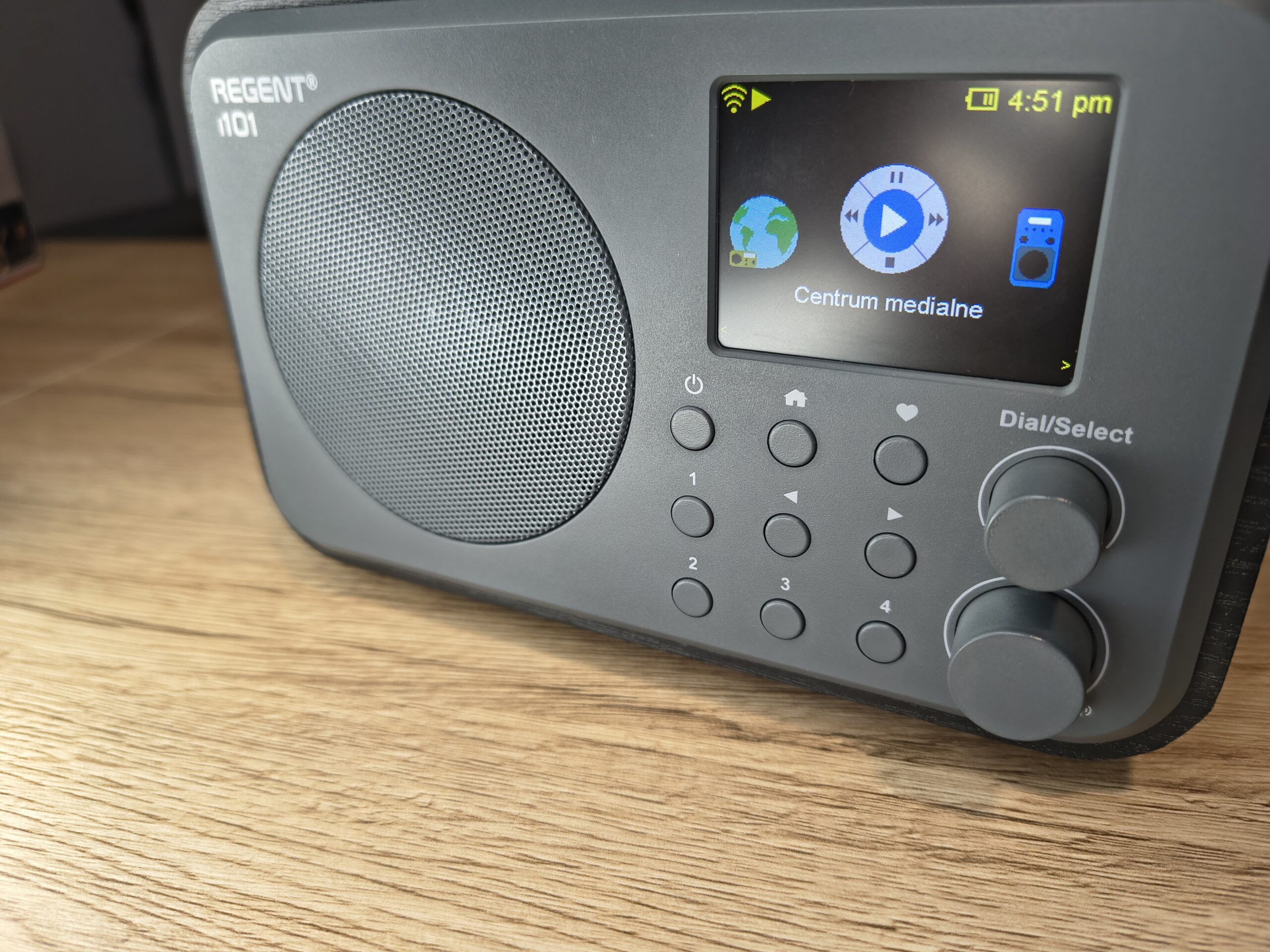 Hybrydowe radio internetowe Ferguson Regent i101 54 Ferguson Regent i101