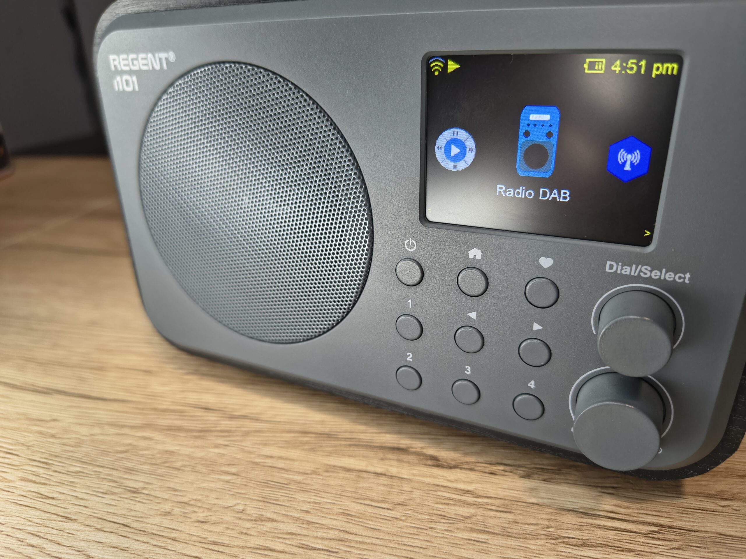 Hybrydowe radio internetowe Ferguson Regent i101 56 Ferguson Regent i101