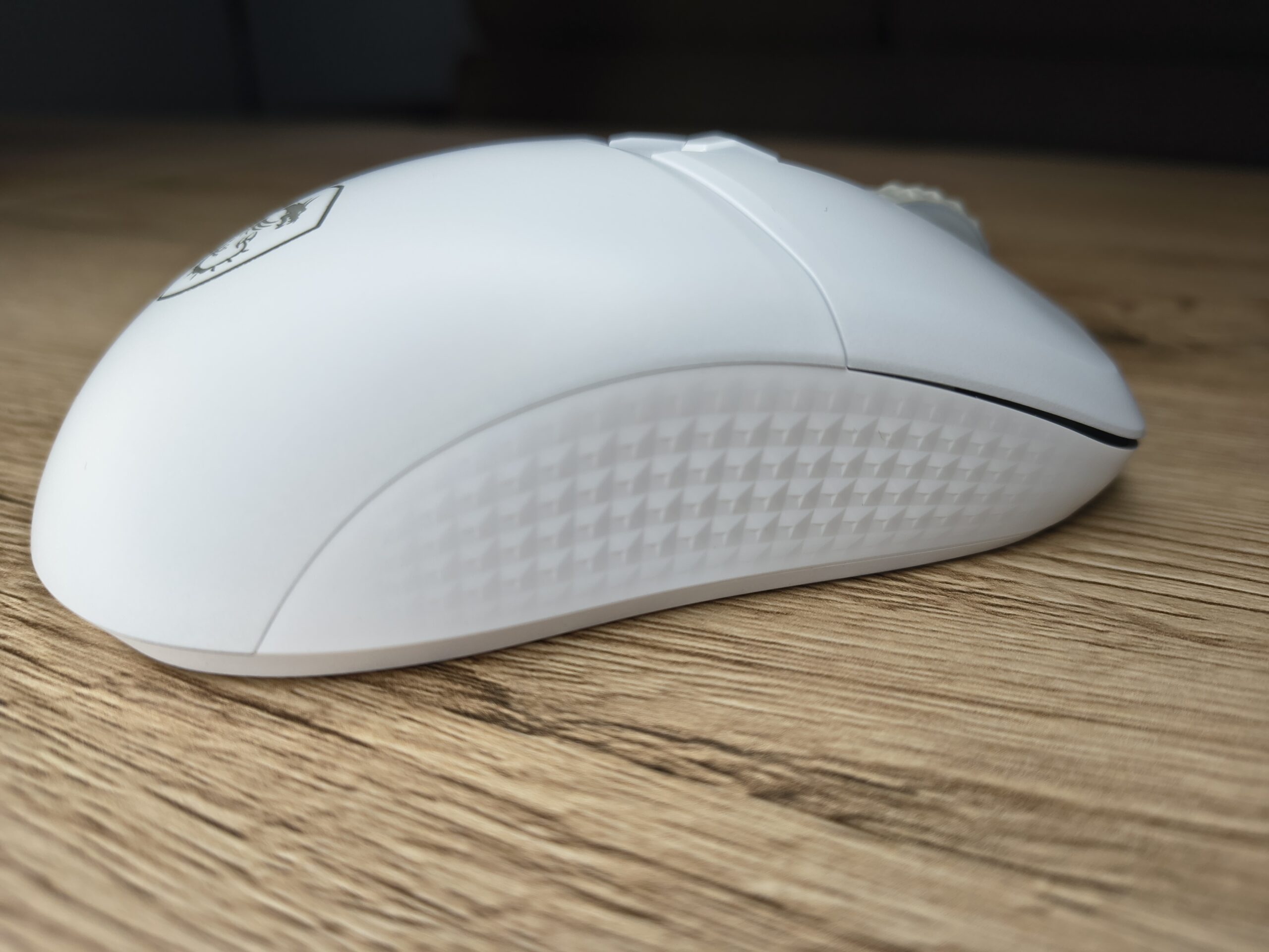 Recenzja MSI Versa 300 Wireless – zwinna i tania myszka gamingowa? 42 Mysz MSI Versa 300 Wireless