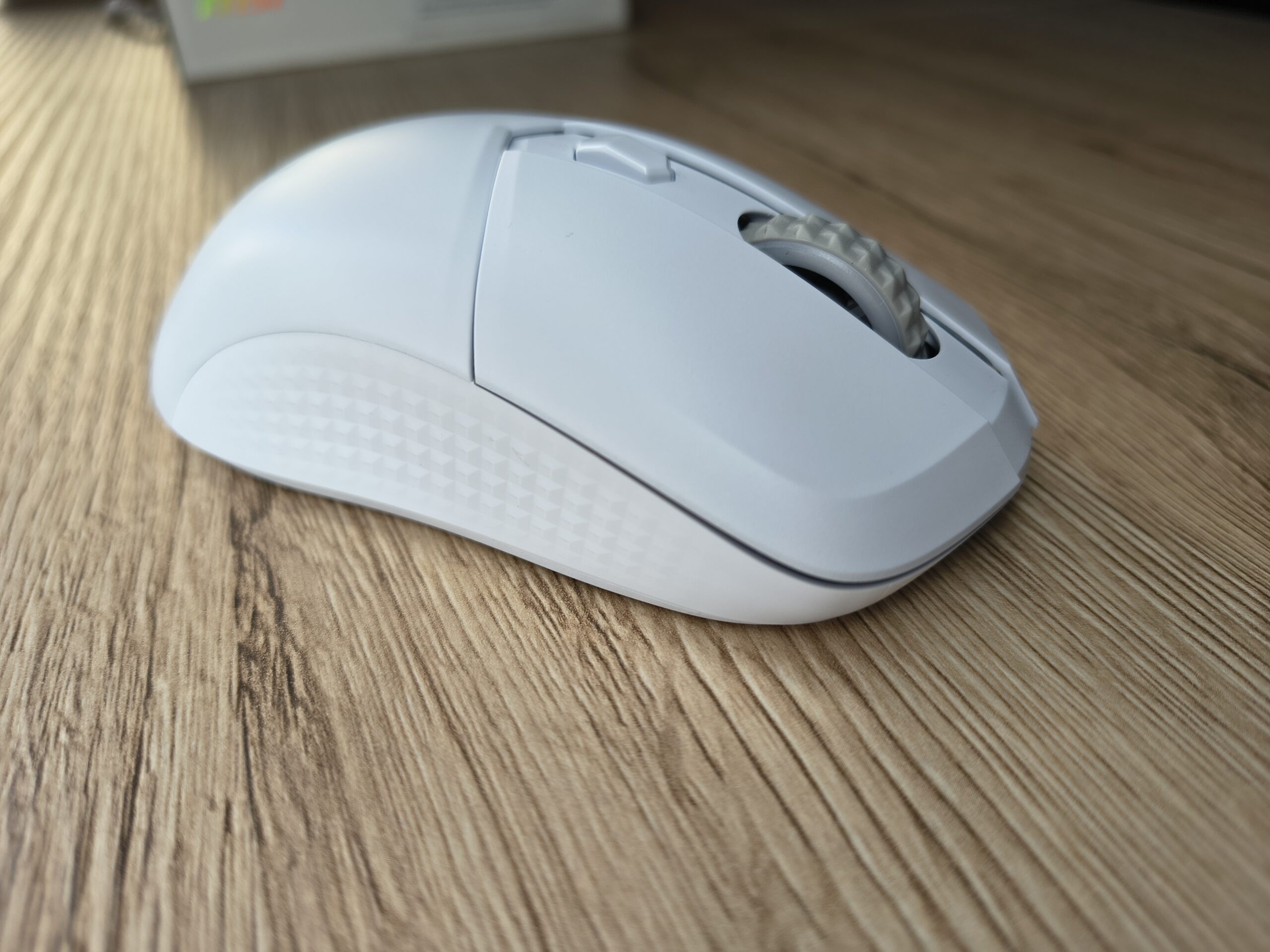 Recenzja MSI Versa 300 Wireless – zwinna i tania myszka gamingowa? 40 Mysz MSI Versa 300 Wireless