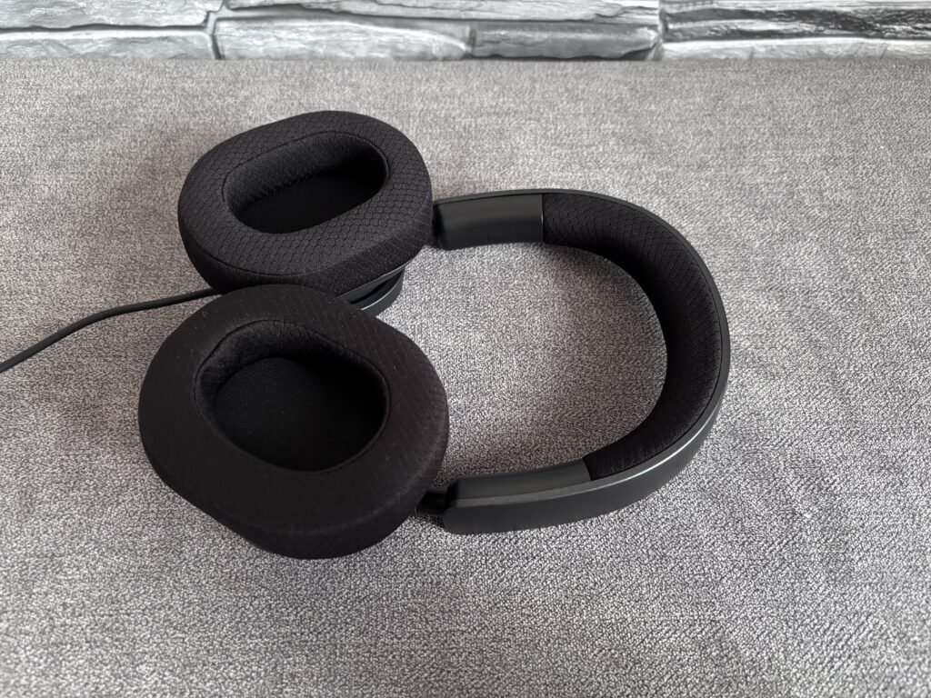 Recenzja słuchawek MSI Maestro 300 50 IMG 4705