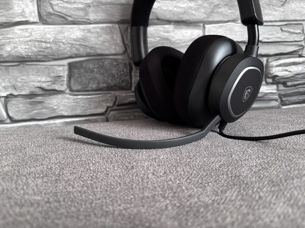 Recenzja słuchawek MSI Maestro 300 62 IMG 4723