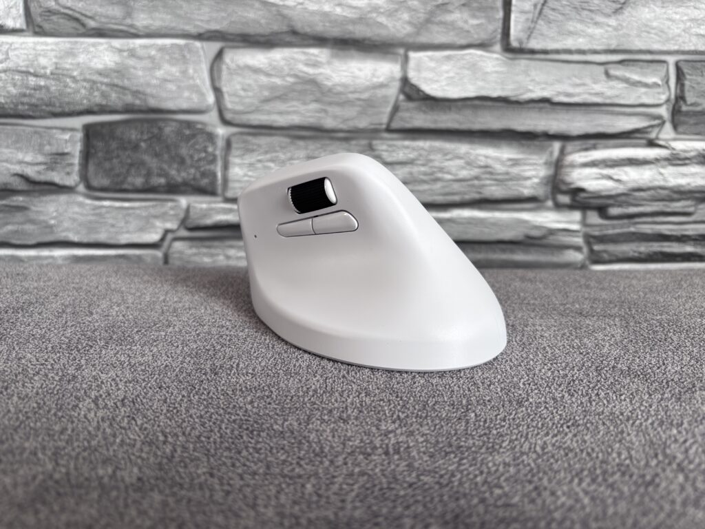 Keychron M5 White – recenzja pionowej myszy ergonomicznej 66 IMG 4787
