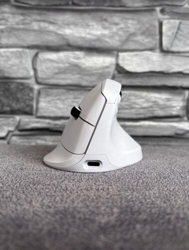 Keychron M5 White – recenzja pionowej myszy ergonomicznej 22 IMG 4791