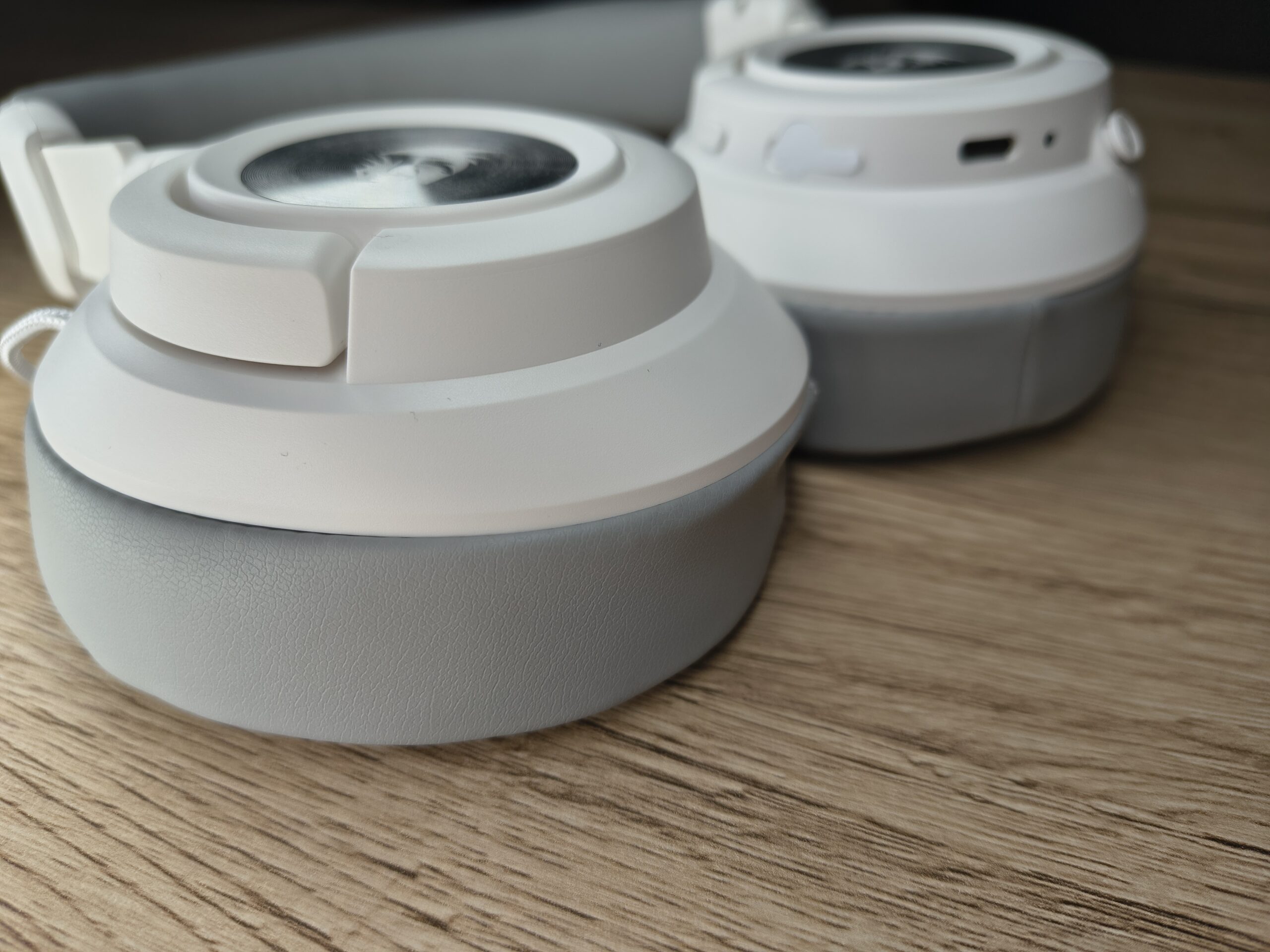 Słuchawki REDRAGON Spectra Pro H889WG – na bogato w niskiej cenie? 36 Słuchawki REDRAGON Spectra Pro H889WG