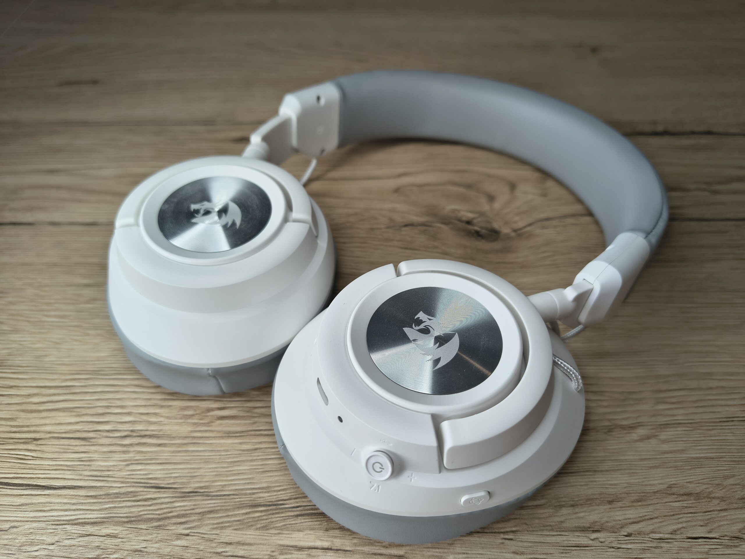 Słuchawki REDRAGON Spectra Pro H889WG – na bogato w niskiej cenie? 42 Słuchawki REDRAGON Spectra Pro H889WG