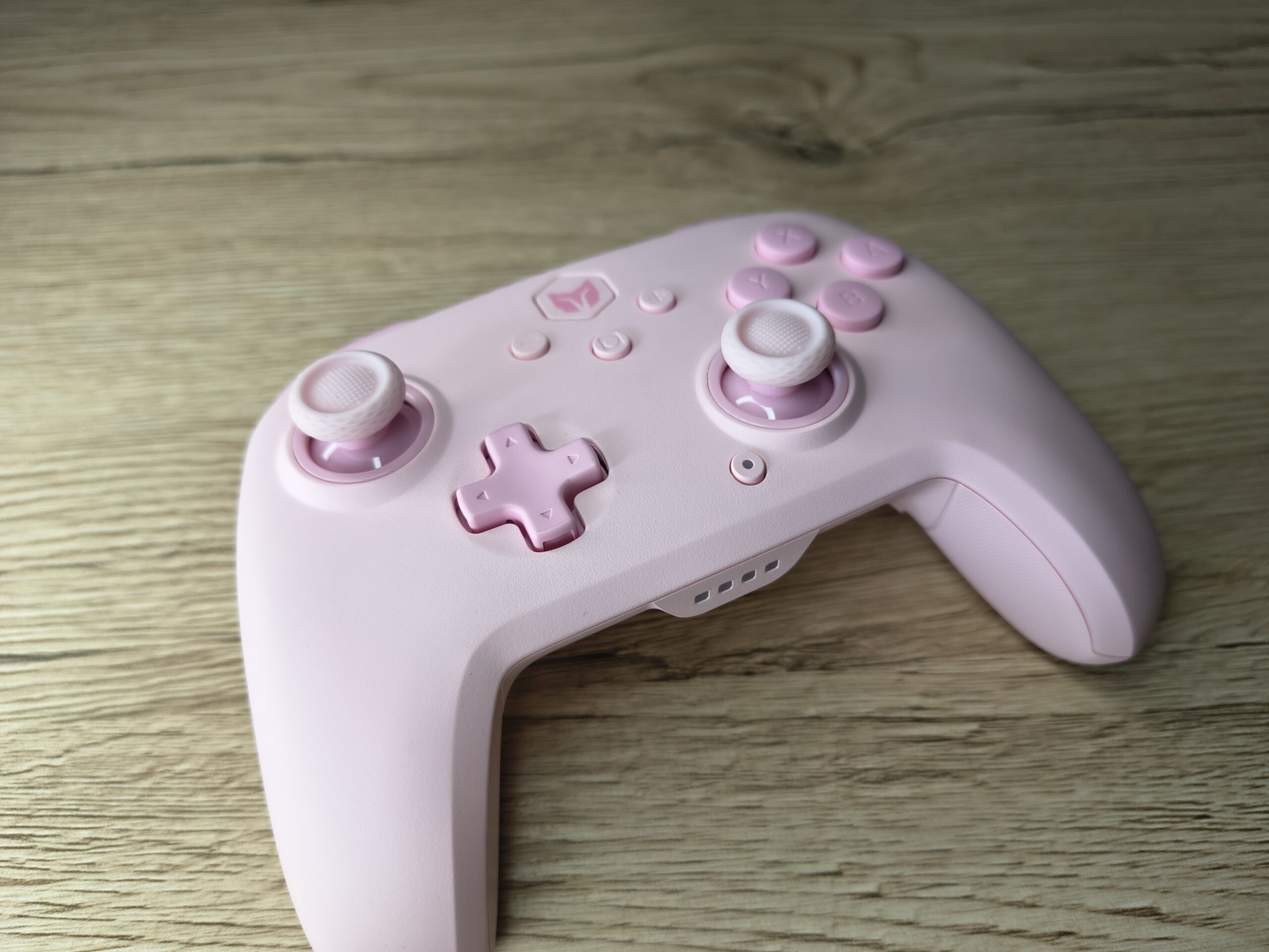 Recenzja BIGBIG WON CHOCO (różowy pad gamingowy) 34 BIGBIG WON CHOCO