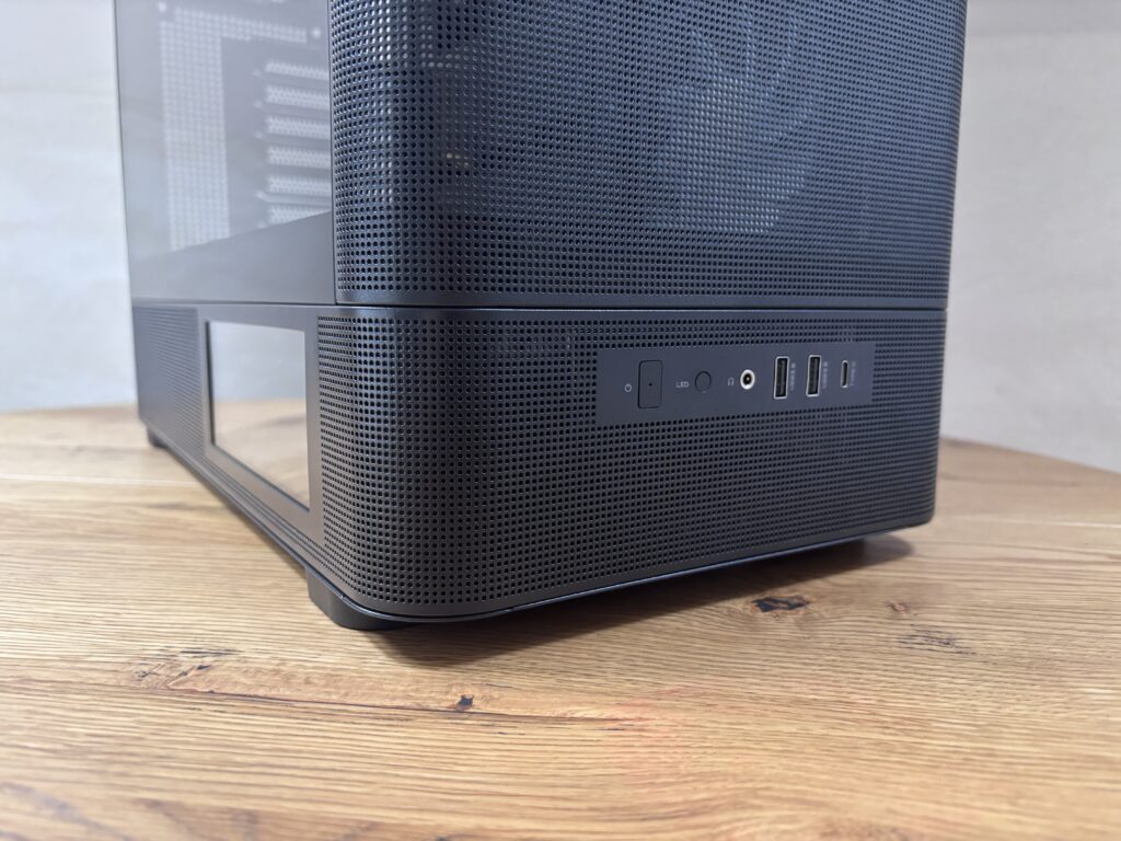 Recenzja Modecom Volcano AQ400 ARGB Midi 46 IMG 5159