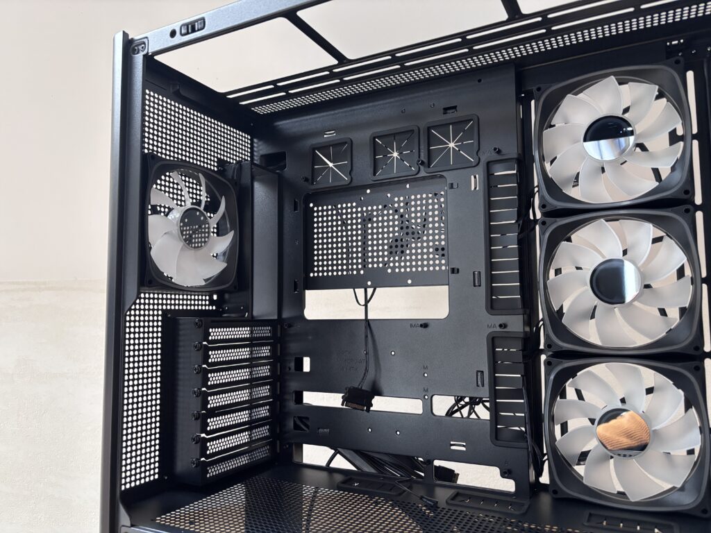 Recenzja Modecom Volcano AQ400 ARGB Midi 64 IMG 5167