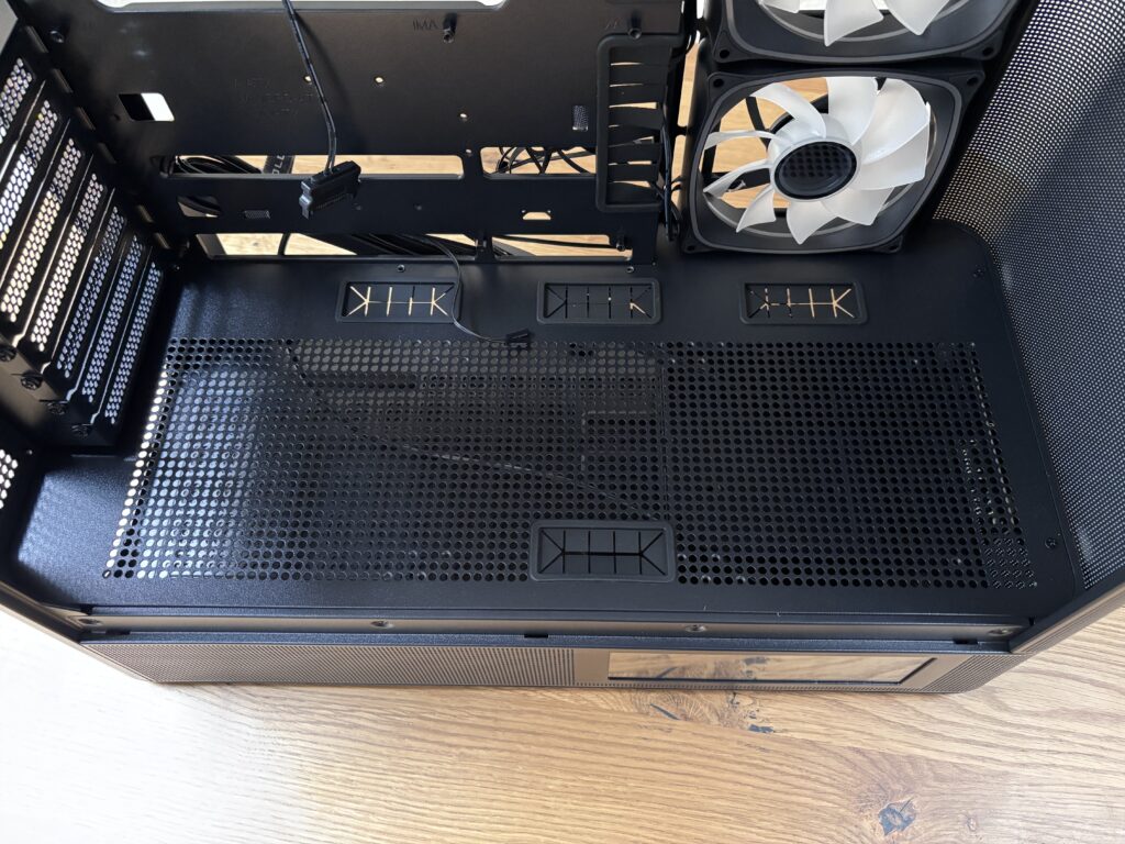 Recenzja Modecom Volcano AQ400 ARGB Midi 68 IMG 5169