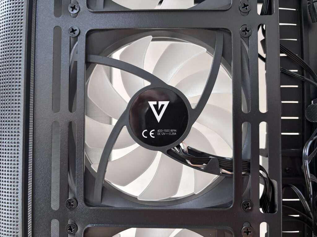 Recenzja Modecom Volcano AQ400 ARGB Midi 76 IMG 5172