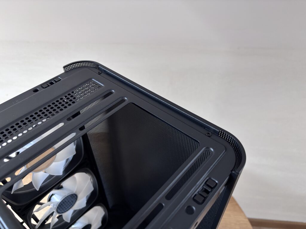 Recenzja Modecom Volcano AQ400 ARGB Midi 32 IMG 5175