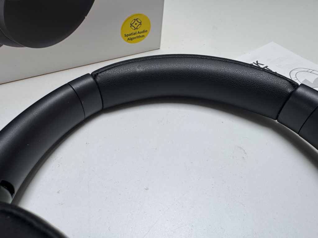 Baseus BH1 Lite – recenzja i test słuchawek z Bluetooth 6.0 i SuperBass za 80zł 28 IMG 5480