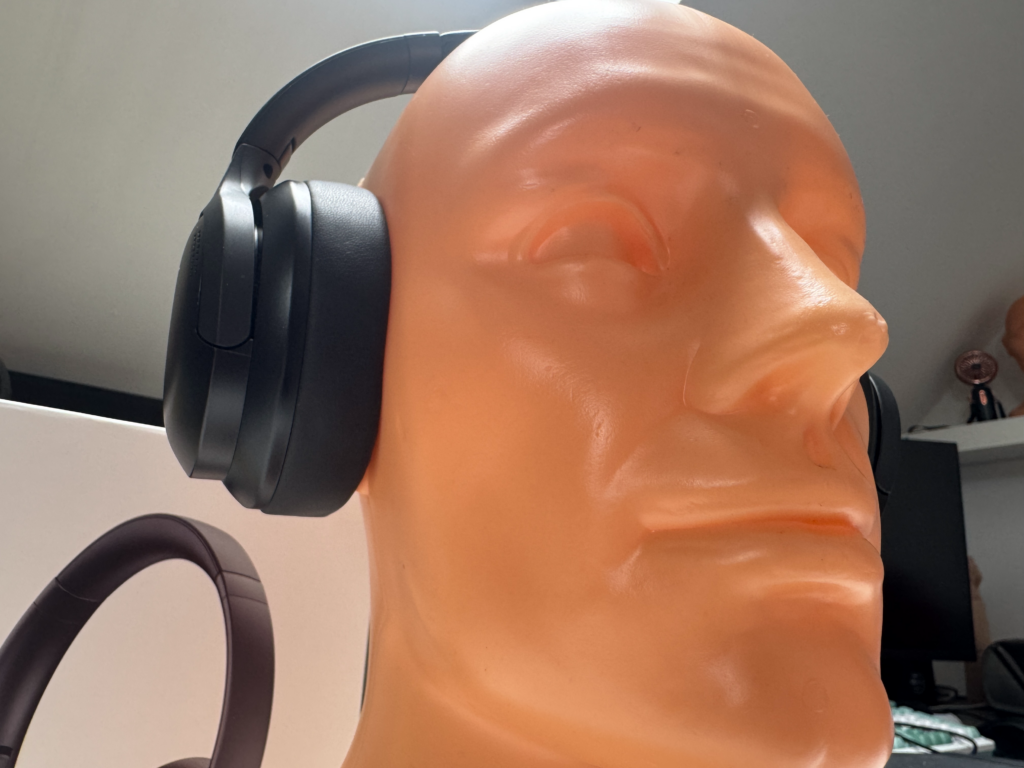 Baseus BH1 Lite – recenzja i test słuchawek z Bluetooth 6.0 i SuperBass za 80zł 40 IMG 5497