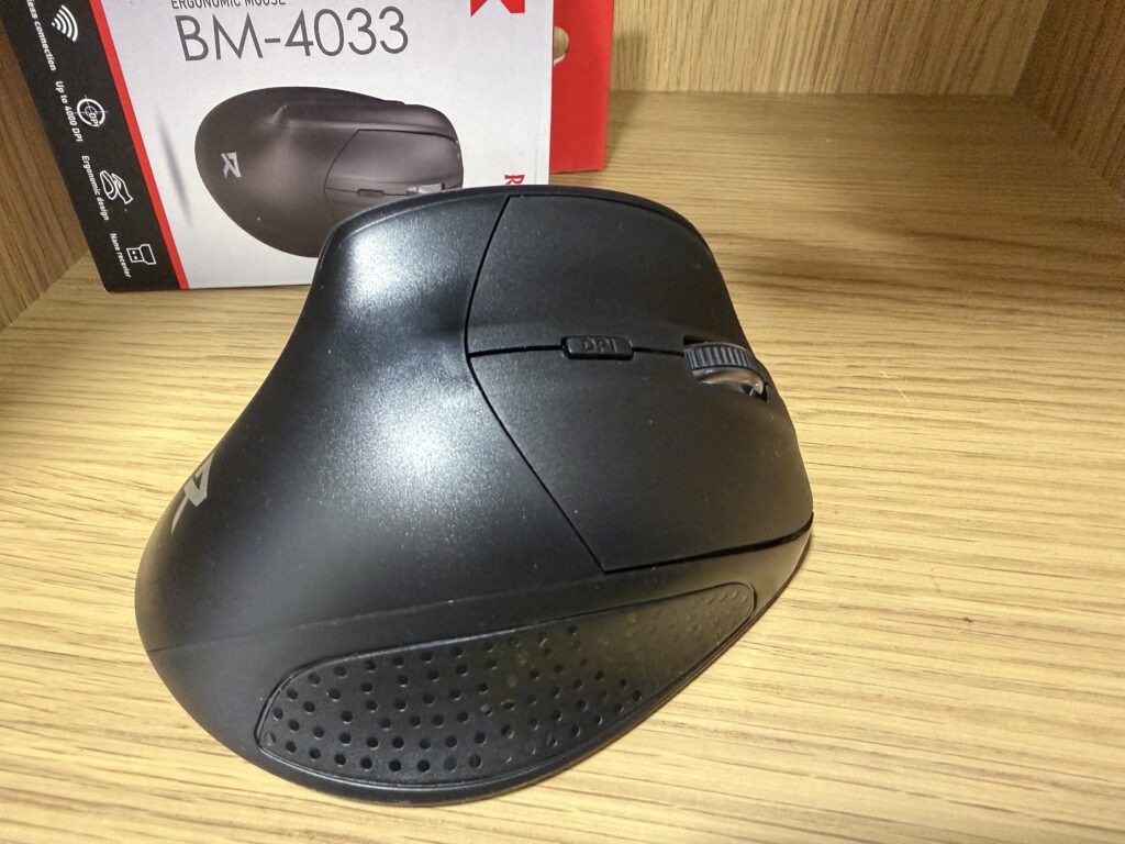 Redragon BM-4033 – recenzja ergonomicznej myszki do pracy 24 IMG 9557