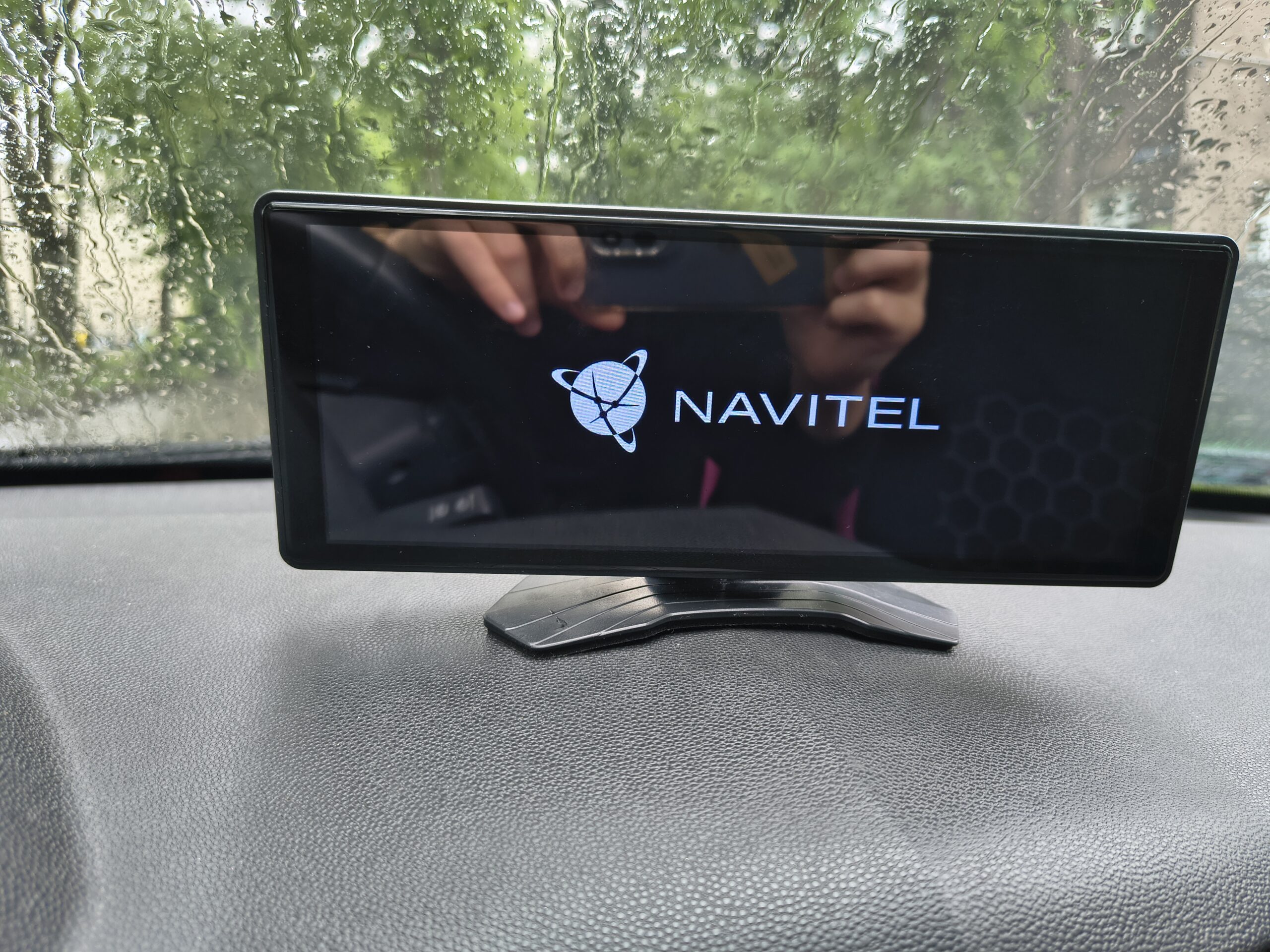 NAVITEL DS1020 – recenzja samochodowego ekranu z CarPlay i Android Auto 2 NAVITEL DS1020
