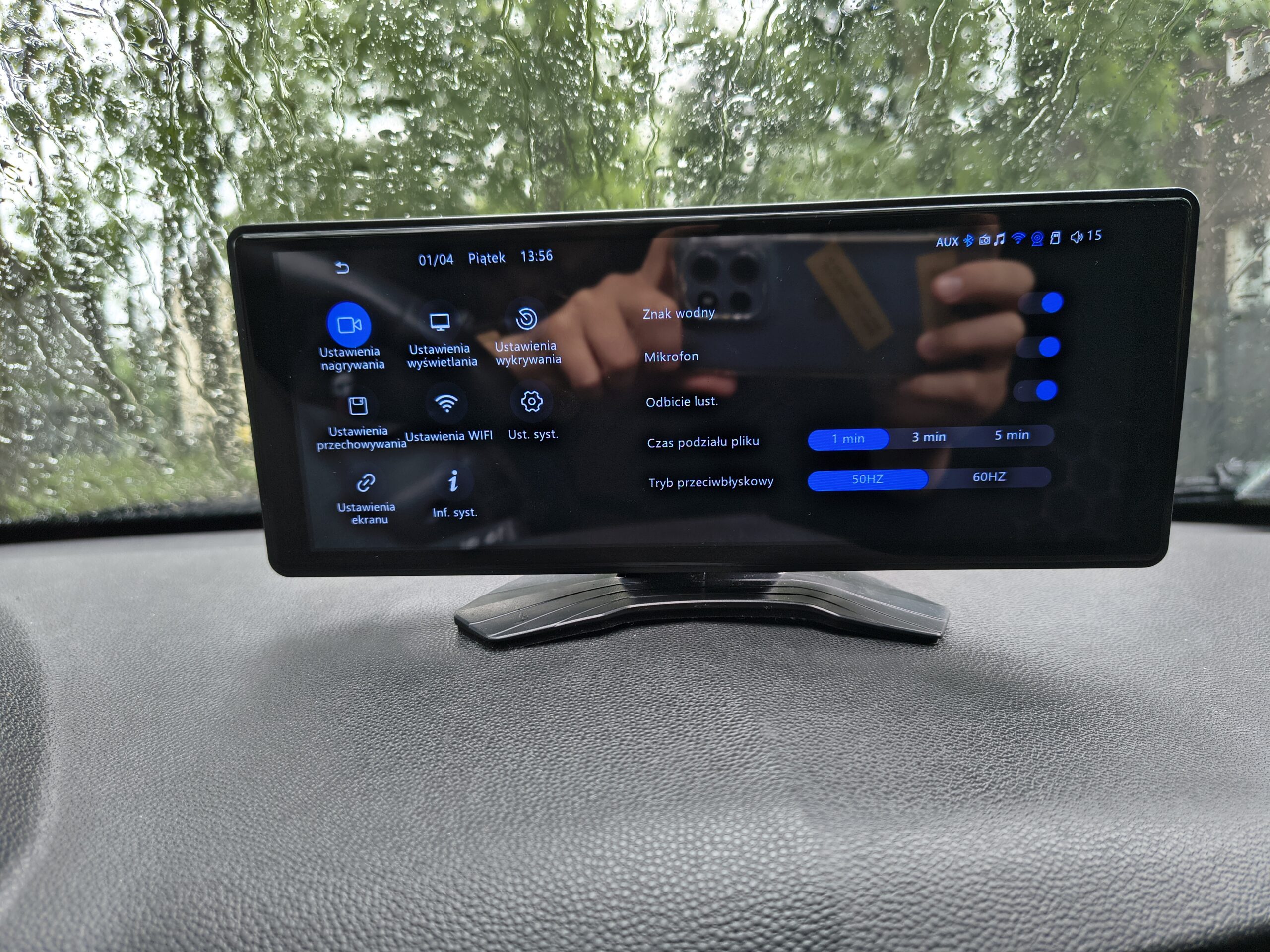 NAVITEL DS1020 – recenzja samochodowego ekranu z CarPlay i Android Auto 3 NAVITEL DS1020