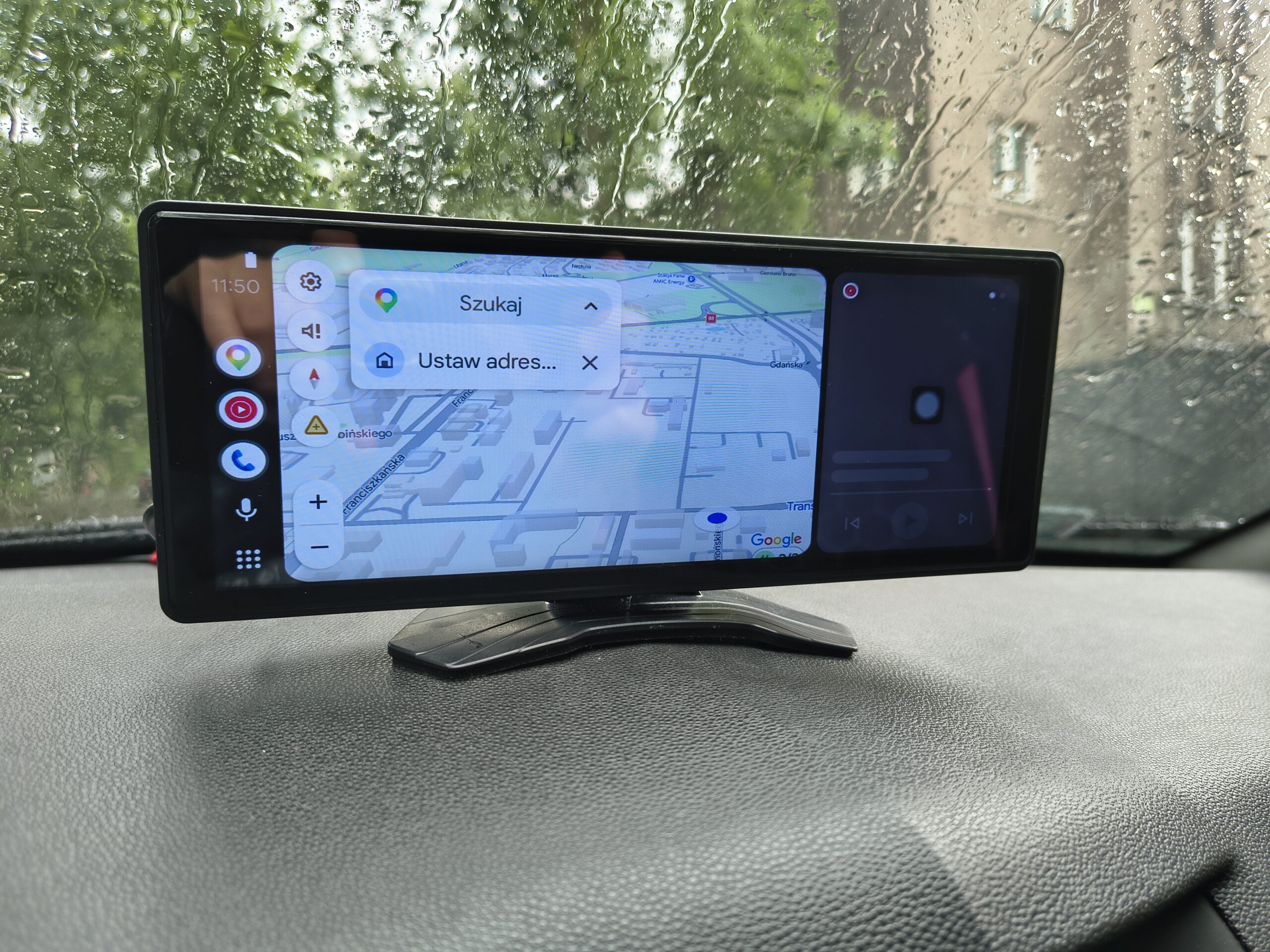 NAVITEL DS1020 – recenzja samochodowego ekranu z CarPlay i Android Auto 12 NAVITEL DS1020