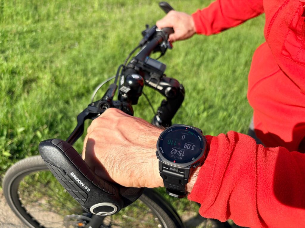 Recenzja Amazfit T-Rex 3 Pro 44 mm Tactical Black czyli mniejszy, czarny twardziel 42 Użytkowanie
