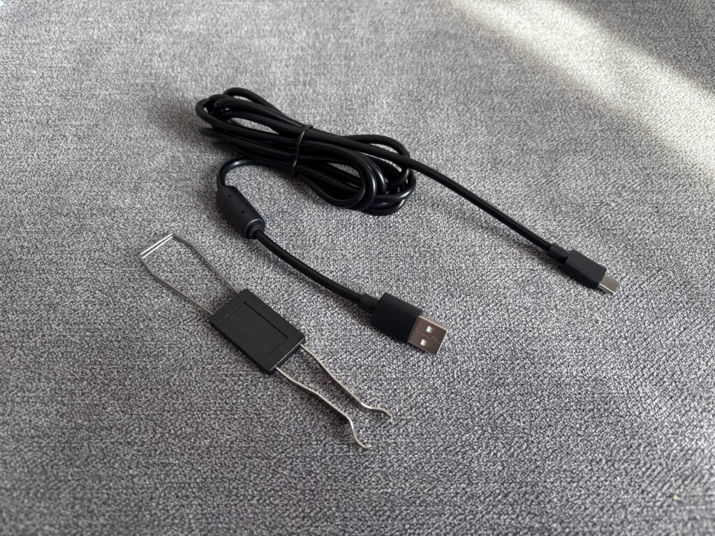 Marvo Magma M40 Magnetic - magnetyczna klawiatura 8K w cenie zwykłego mechanika 5 Akcesoria