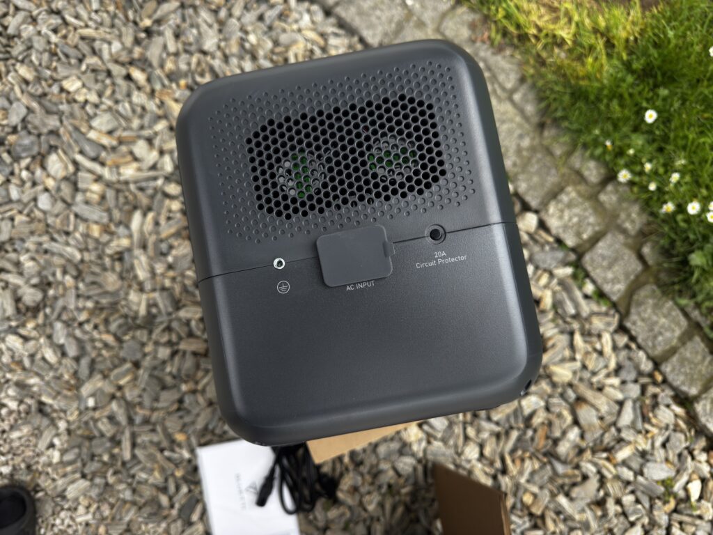 BLUETTI Elite 100 V2 – recenzja i test stacji zasilania o mocy 1800W 7 IMG 6154