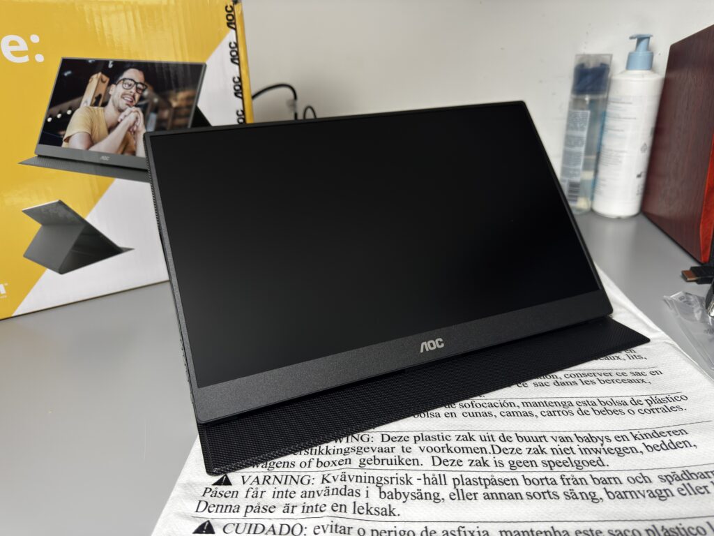 AOC 16T20E2 – recenzja przenośnego monitora IPS Full HD, lekki, praktyczny i tani 12 IMG 6322