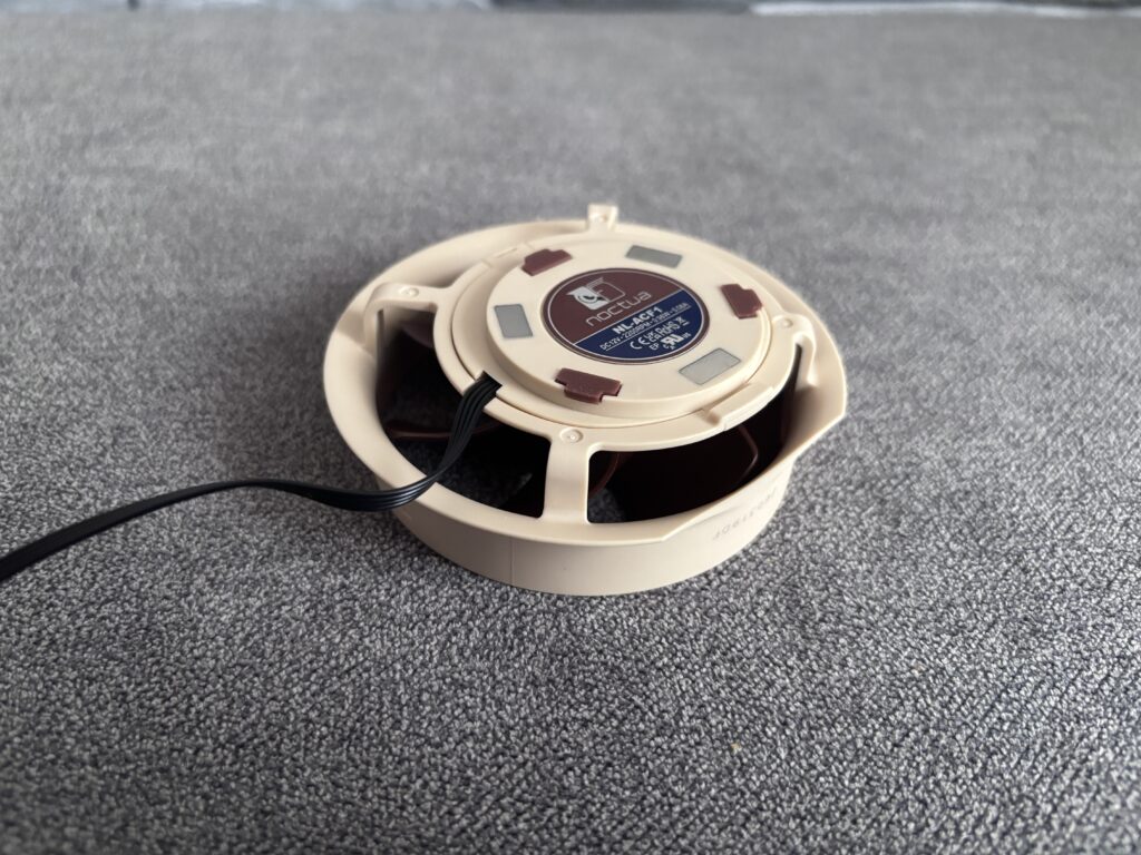 Noctua NL-LC1-42 - pierwsze AiO Noctua i od razu chłodzenie z najwyższej półki 36 Budowa NL-ACF1
