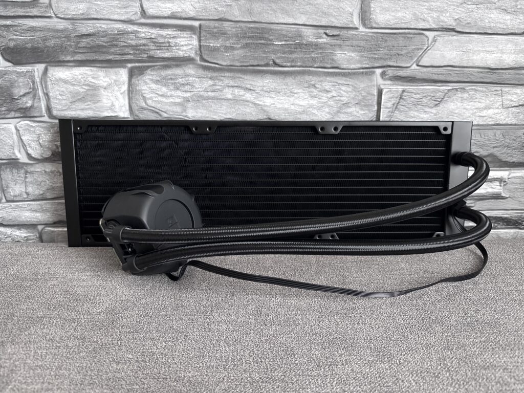 Noctua NL-LC1-42 - pierwsze AiO Noctua i od razu chłodzenie z najwyższej półki 15 Węże