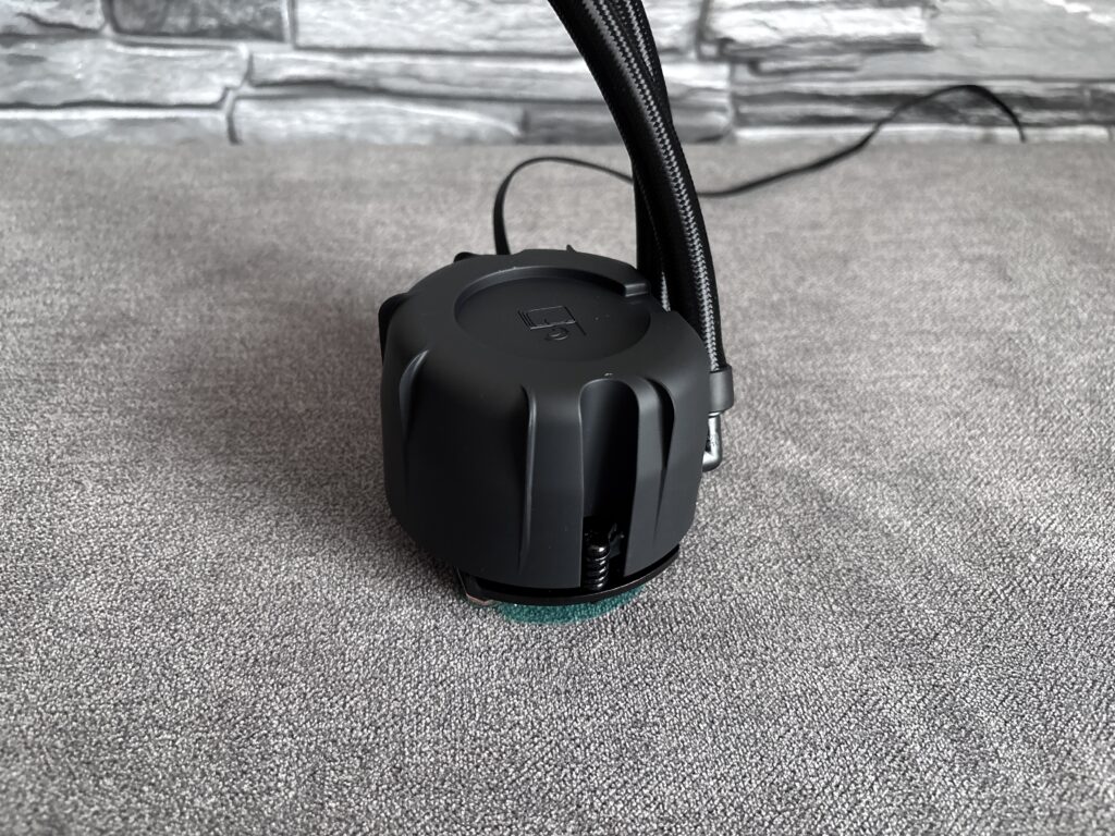 Noctua NL-LC1-42 - pierwsze AiO Noctua i od razu chłodzenie z najwyższej półki 24 Blokopompka