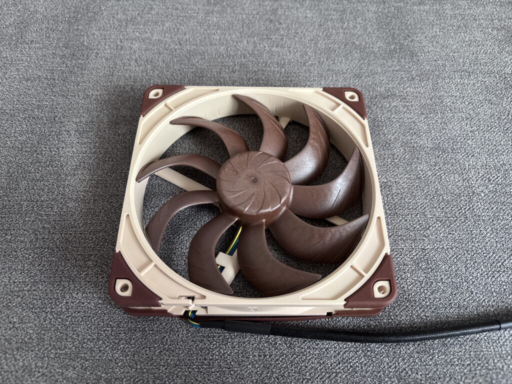 Noctua NL-LC1-42 - pierwsze AiO Noctua i od razu chłodzenie z najwyższej półki 18 Wentylator