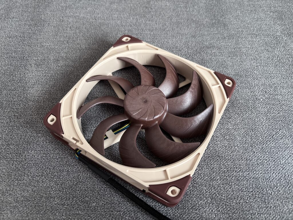 Noctua NL-LC1-42 - pierwsze AiO Noctua i od razu chłodzenie z najwyższej półki 19 Wentylator
