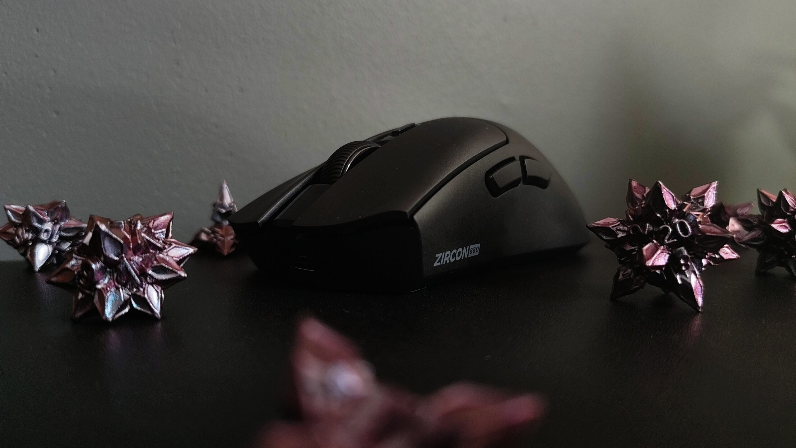 Genesis Zircon 880 – nowy członek kultowej linii