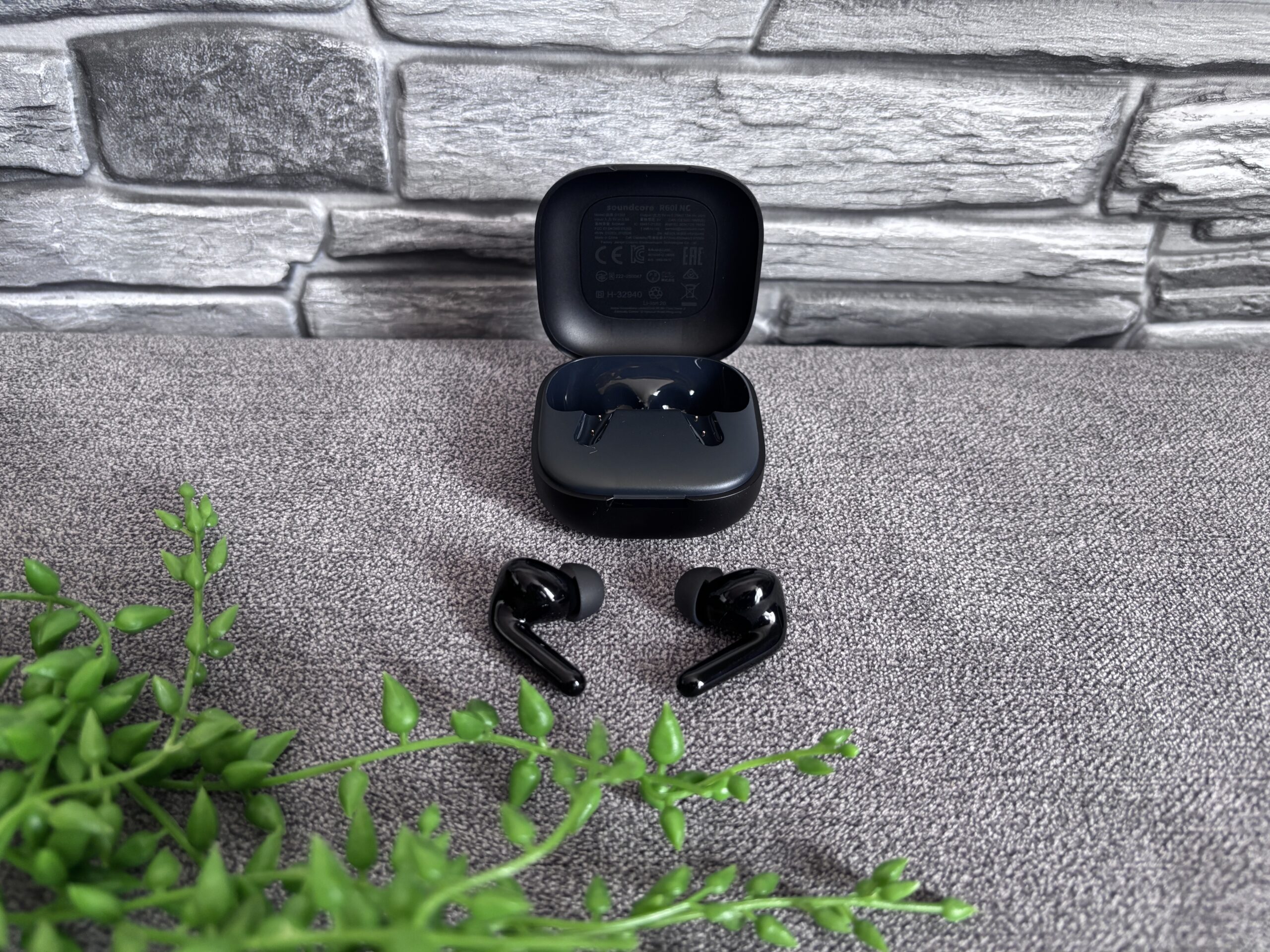 Soundcore R60i NC – tanie słuchawki TWS z ANC, LDAC i baterią, która robi bardzo dobre wrażenie
