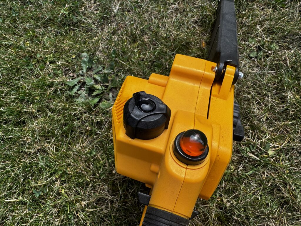 Gałęzie bez drabiny? Test Mellif 2-in-1 Electric Pole Saw. Ta mała piła naprawdę daje radę 17 IMG 7298
