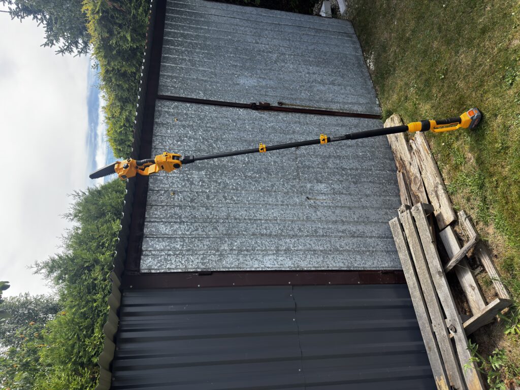 Gałęzie bez drabiny? Test Mellif 2-in-1 Electric Pole Saw. Ta mała piła naprawdę daje radę 1 IMG 7302